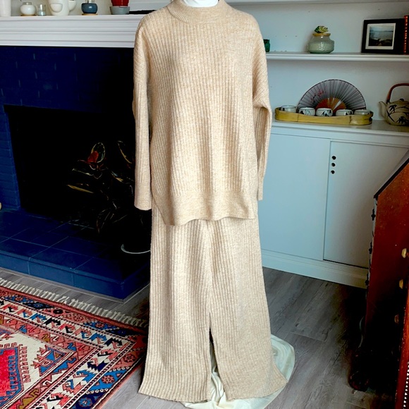 H&M Sweaters - H&M lounge Set